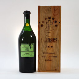 Chartreuse Verte V.E.P Liqueur [bottled in 1975]