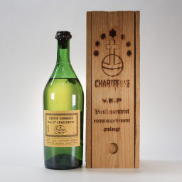 Chartreuse Jaune V.E.P Liqueur [bottled in 1964]